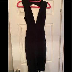 V neck dress comes to your knees